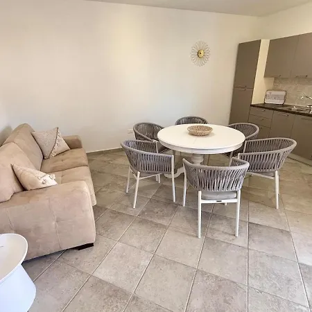Casa Merlino By La Via Del Mare Viaggi E Vacanze * וילסימיוס