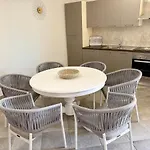 Casa Merlino By La Via Del Mare Viaggi E Vacanze بيت للعطل فيلاّسيمِيوس