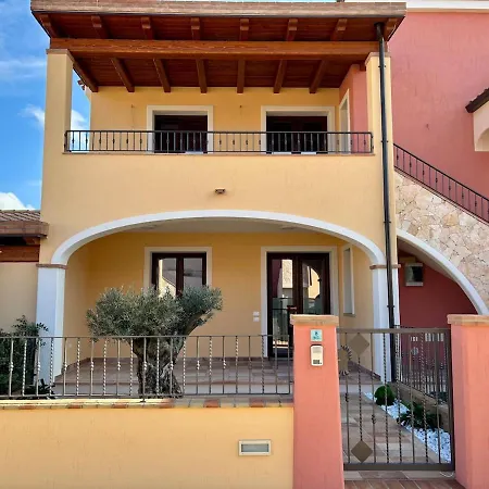 Ferienhaus Casa Merlino By La Via Del Mare Viaggi E Vacanze
