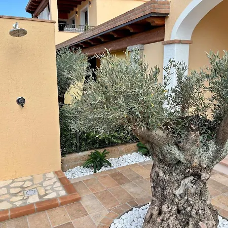 Feriehus Casa Merlino By La Via Del Mare Viaggi E Vacanze *