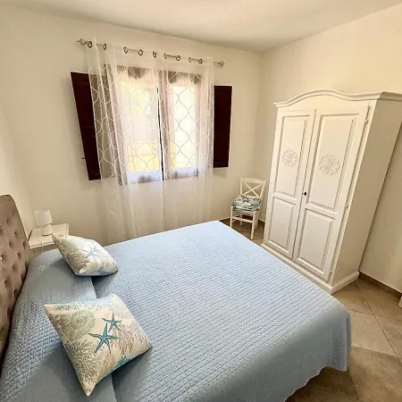 Сasa de vacaciones Casa Merlino By La Via Del Mare Viaggi E Vacanze *
